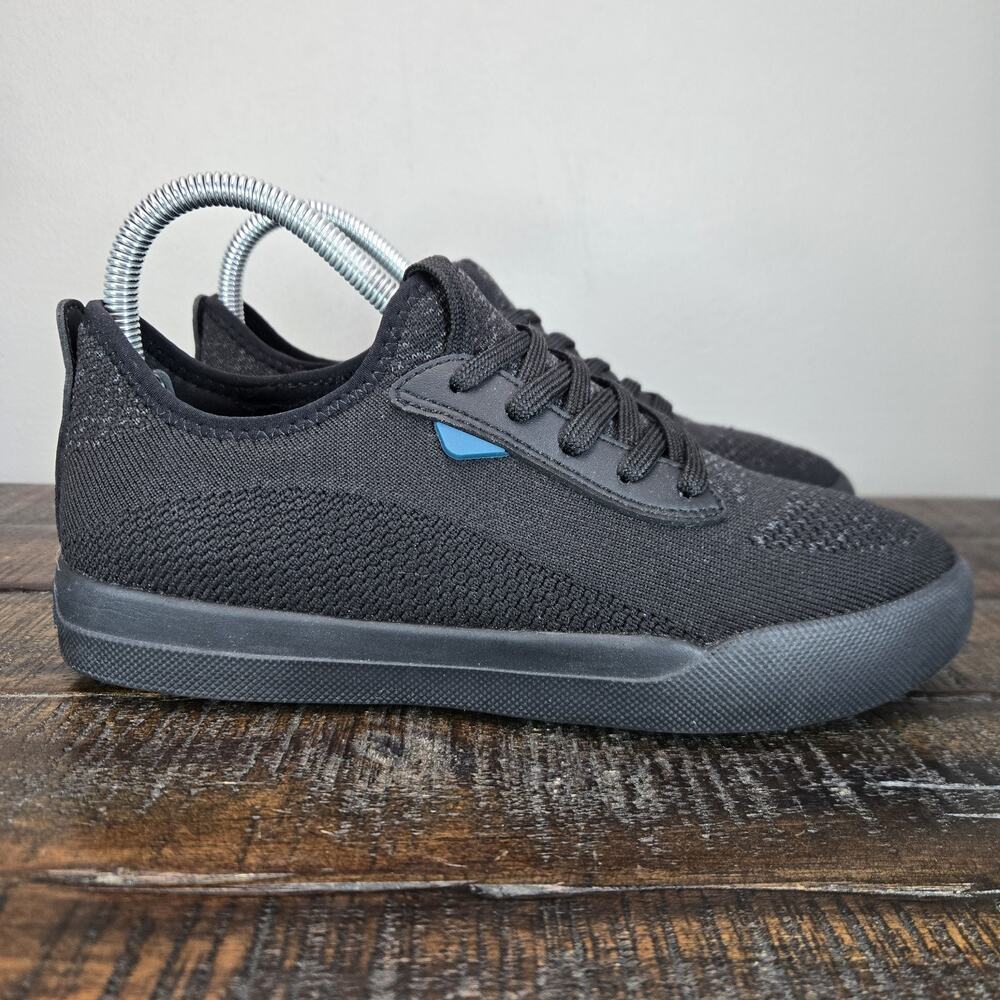 Vessi Weekend 1.5 Sneaker Womens Size 7 Waterproof Shoes Asphalt Black Black